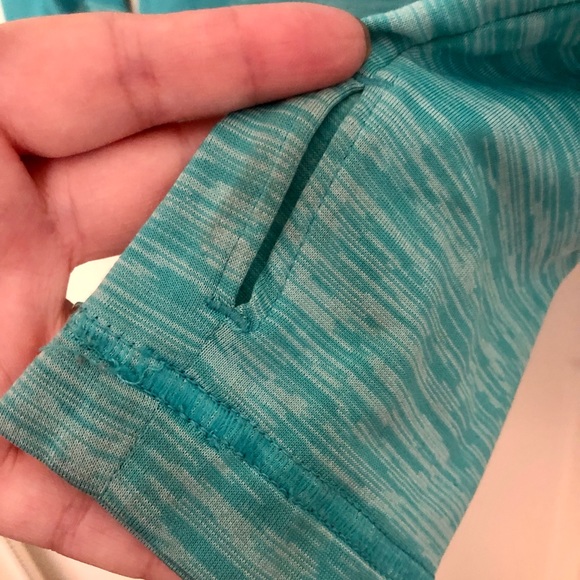 Super comfy Columbia active top! - Picture 3 of 5